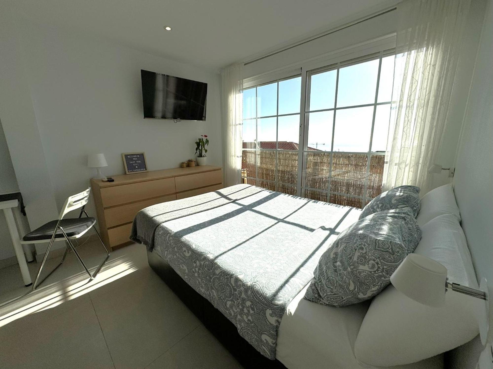 Peaceful Studio With Amazing Sea Views And Free Parking ベナルマデナ エクステリア 写真